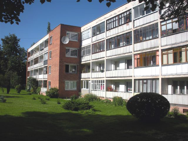 Block of flats in a ECO-Life area, Birstonas